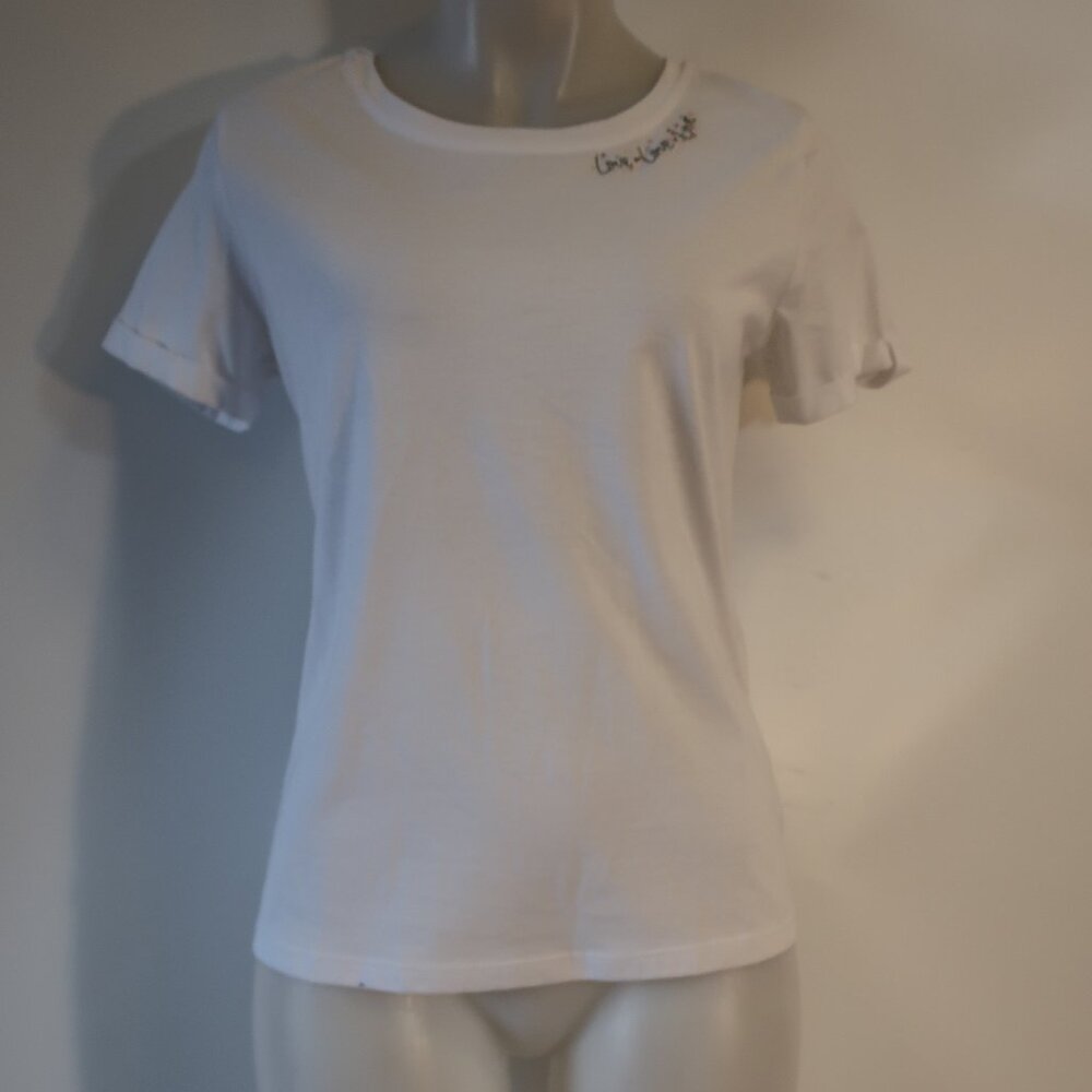 NWT Womens Mishky White Love Embroidered Graphic T-Shirt Top S